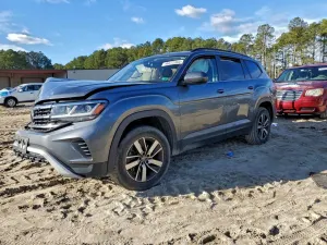 Volkswagen Atlas SE 2.0L 4 2022