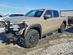 Nissan Frontier S 3.8L 6 2024