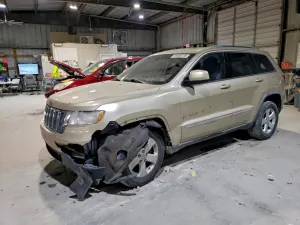 Jeep Grand Cherokee LAREDO 3.6L 6 2011