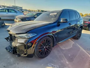 BMW X5 M60I 4.4L 8 2024