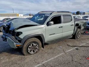 Toyota Tacoma DOUBLE CAB 3.5L 6 2023
