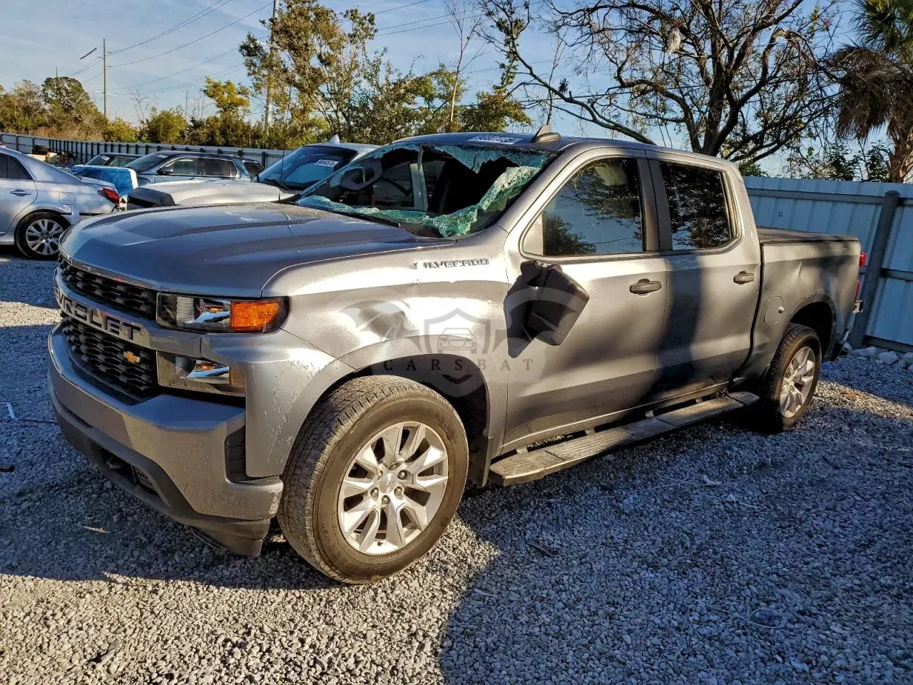 Chevrolet Silverado 1500 C1500 CUSTOM 4.3L 6 2021