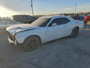Dodge Challenger SXT 3.6L 6 2015