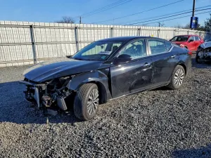Nissan Altima SV 2.5L 4 2024