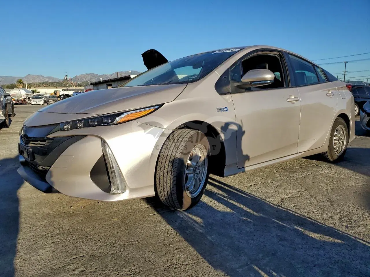 Toyota Prius LE 1.8L 4 2022