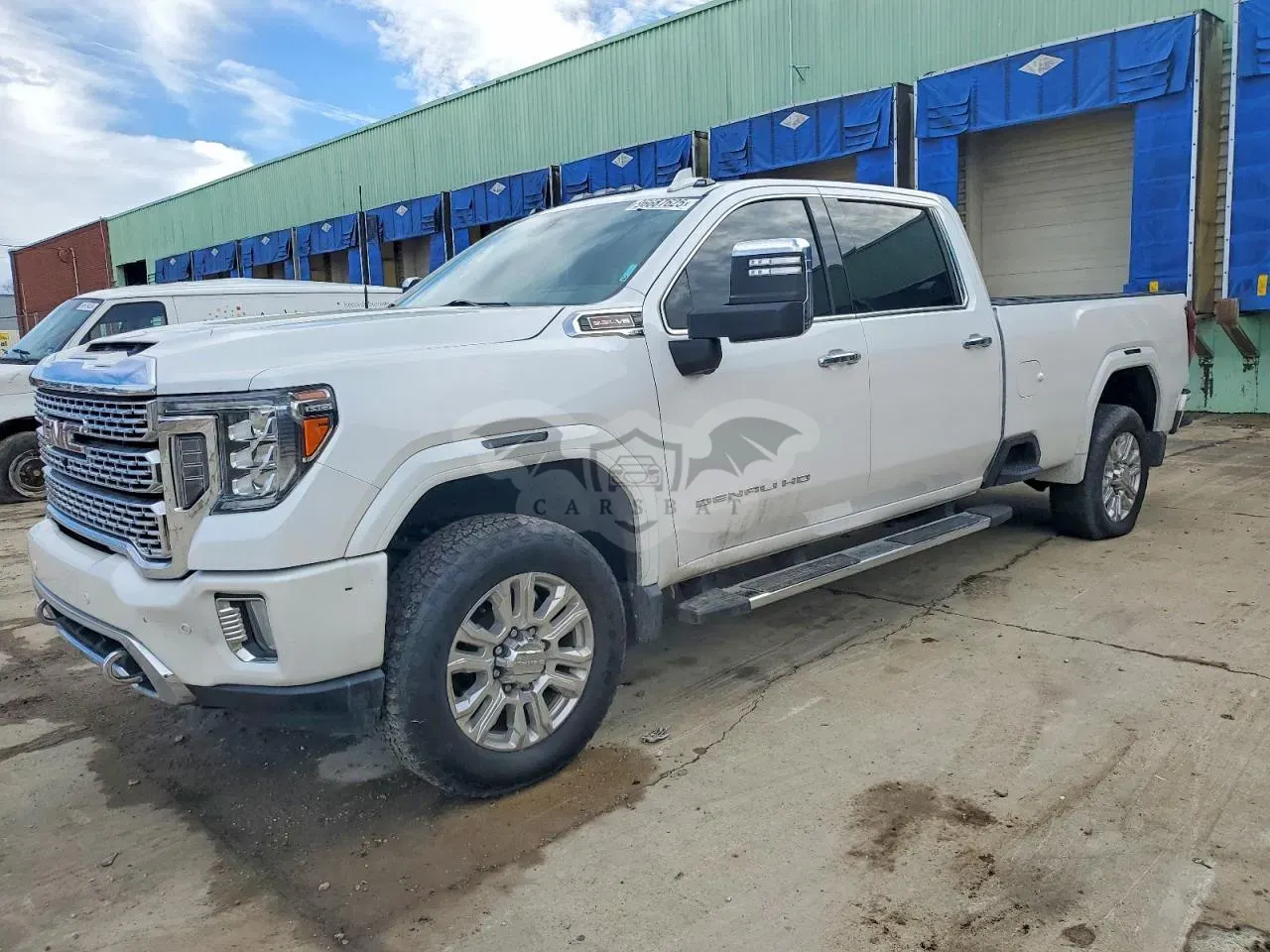 GMC Sierra K2500 DENALI 6.6L 8 2021