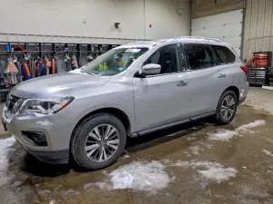 Nissan Pathfinder S 3.5L 6 2017