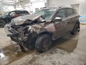 Toyota Rav4 XLE 2.5L 4 2015