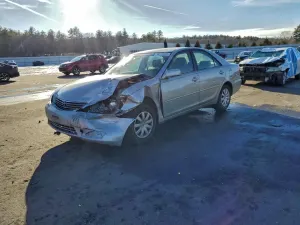Toyota Camry LE 2.4L 4 2005