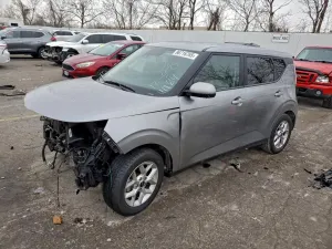 Kia Soul LX 2.0L 4 2024