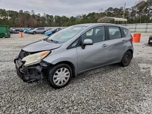Nissan Versa S 1.6L 4 2014
