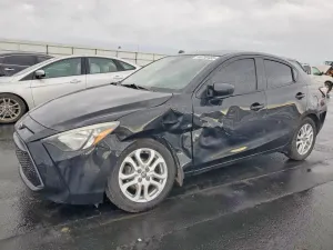Toyota Yaris L 1.5L 4 2019