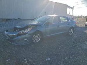 Hyundai Sonata SE 2.4L 4 2015
