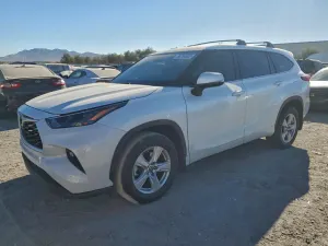 Toyota Highlander 3.5L 6 2022