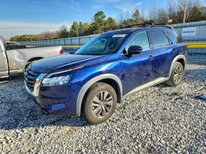 Nissan Pathfinder SV 3.5L 6 2022