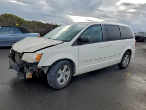 Dodge Grand Caravan (Caravan) SE 3.6L 6 2013