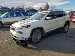 Jeep Cherokee LATITUDE 3.2L 6 2016