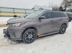 Toyota Highlander SE 3.5L 6 2018