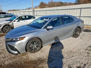 Toyota Camry SE 2.5L 4 2021
