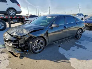 Hyundai Elantra LIMITED 2.0L 4 2024