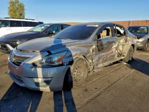 Nissan Altima 2.5L 4 2015