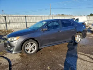Toyota Camry L 2.5L 4 2013
