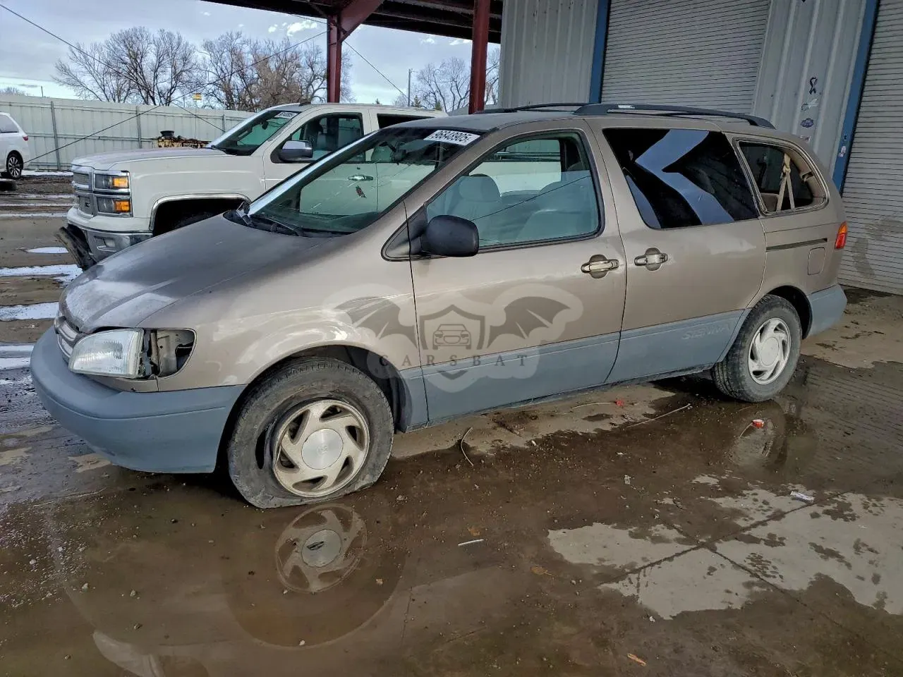 Toyota Sienna LE 3.0L 6 1998