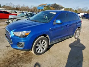 Mitsubishi Outlander ES 2.0L 4 2015