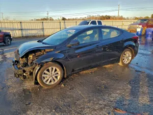 Hyundai Elantra SE 1.8L 4 2014