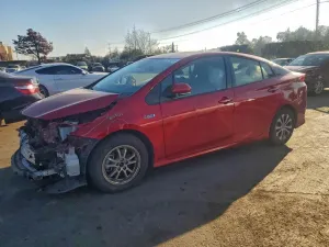 Toyota Prius LE 1.8L 4 2021
