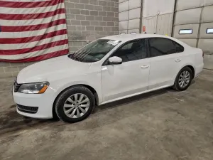 Volkswagen Passat S 1.8L 4 2014