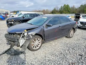 Toyota Camry BASE 2.5L 4 2012