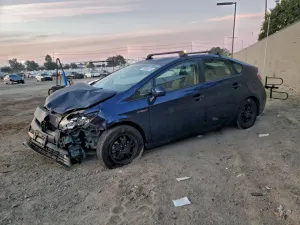 Toyota Prius 1.8L 4 2015