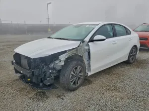 Kia Cerato / Forte / K3 LX 2 L 4 2023