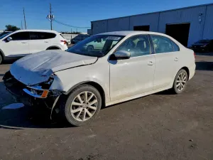 Volkswagen Jetta 2.5L 5 2013