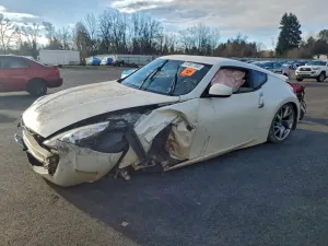 Nissan 370z BASE 3.7L 6 2017