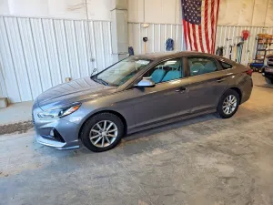 Hyundai Sonata SE 2.4L 4 2019