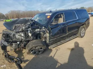 Chevrolet Suburban C1500 LT 5.3L 8 2017