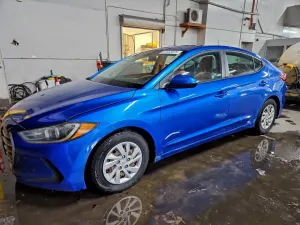 Hyundai Elantra SE 2.0L 4 2017