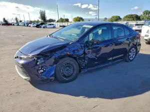 Toyota Corolla LE 2.0L 4 2025