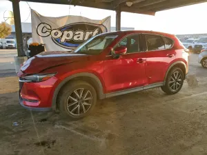Mazda CX-5 GRAND TOURING 2.5L 4 2017