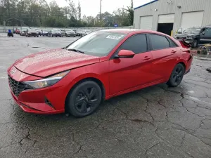 Hyundai Elantra SEL 2.0L 4 2021