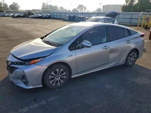 Toyota Prius LE 1.8L 4 2021