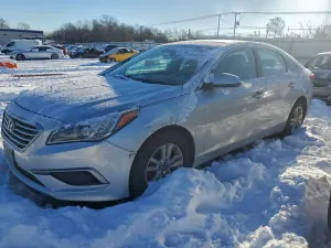 Hyundai Sonata SE 2.4L 4 2016