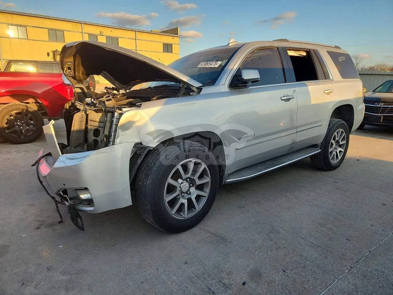 GMC Yukon DENALI 6.2L 8 2018