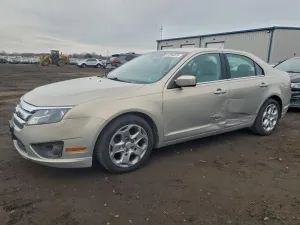 Ford Fusion SE 2.5L 4 2010