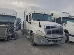 Freightliner Cascadia 14.8L 6 2015