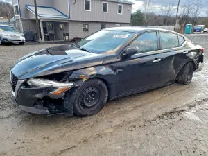 Nissan Altima S 2.5L 4 2020