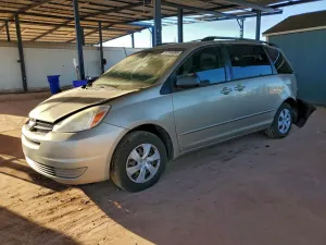 Toyota Sienna CE 3.3L 6 2005