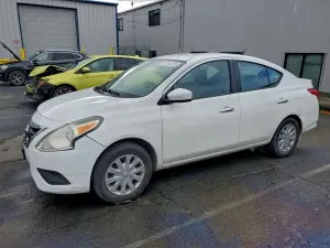 Nissan Versa S 1.6L 4 2016